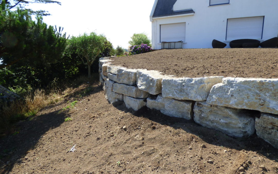 Enrochement, soutènement et murs en pierre